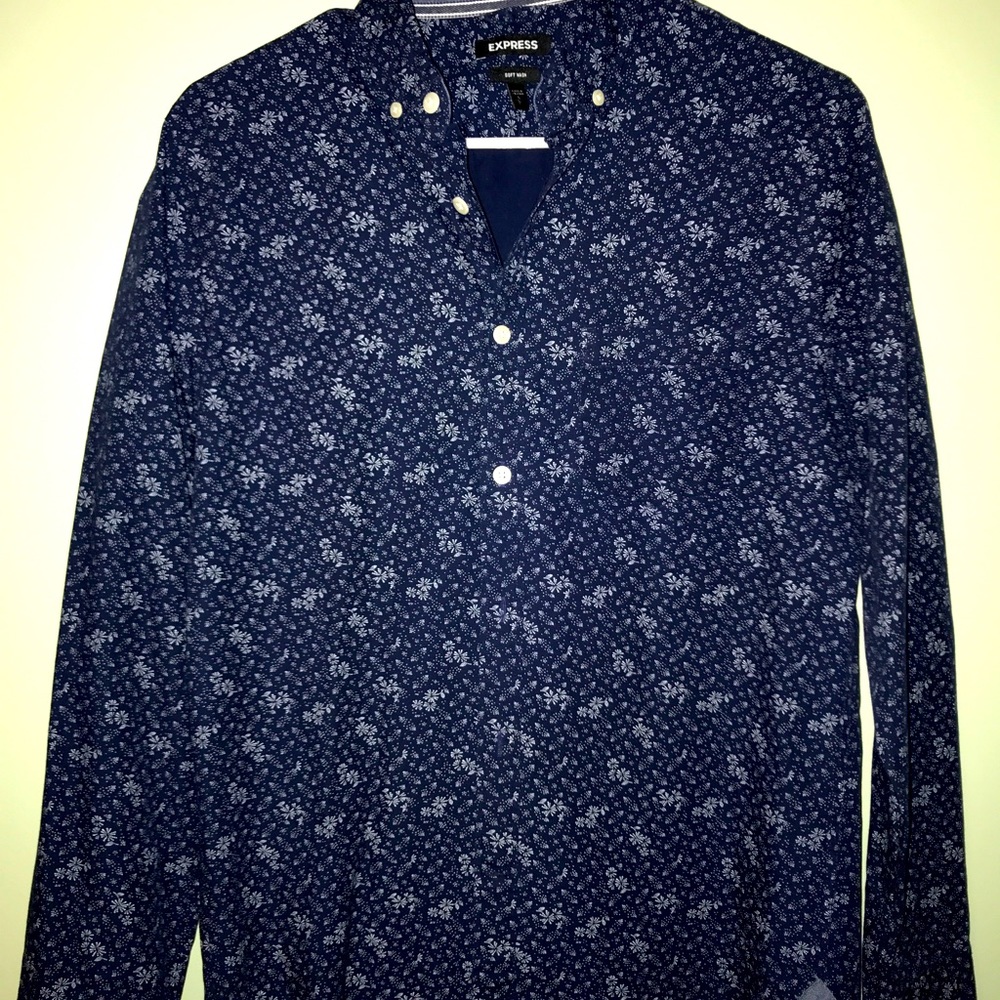 Express Dressy Shirt Size Small (Slim Fit)